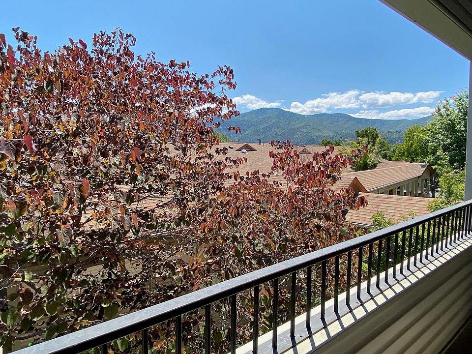 1st image of 930 Mountain Meadows Cir