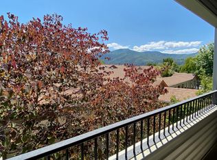 930 Mountain Meadows Cir, Ashland, OR 97520