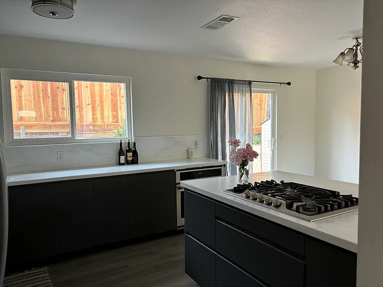 30 E Cherry Creek Rd — Photo 7