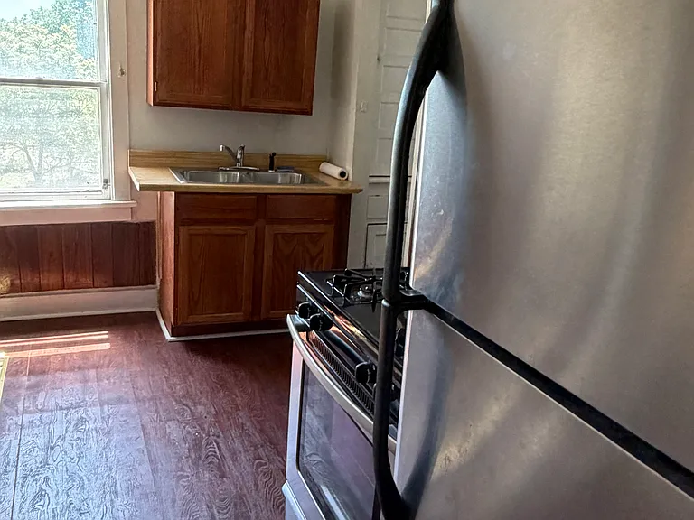 315 Pierce St — Photo 7