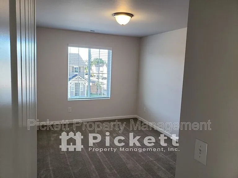 4222 Andasio Loop SE — Photo 17