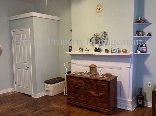 606 Main St Unit 1