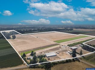 21988 Case Rd NE, Aurora, OR 97002