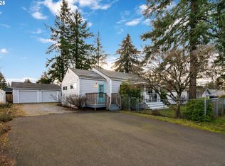 11560 SE Taylor St, Portland, OR 97216