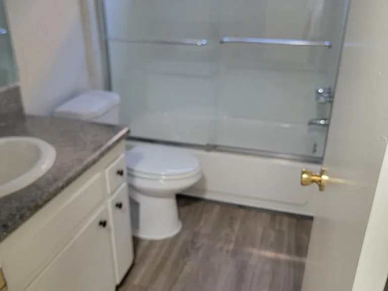 20346 Cohasset St #9 — Photo 11