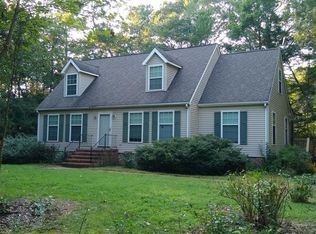 279 Buckner Creek Rd, Montross, VA 22520