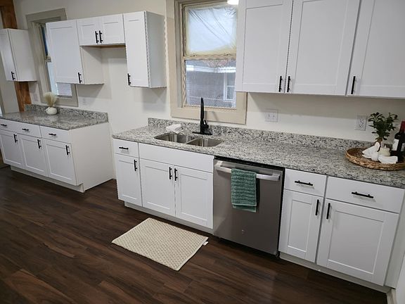 5th image of 1036 Palermo Ave