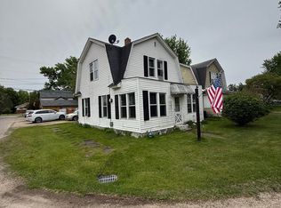 243 Maple St, Redgranite, WI 54970