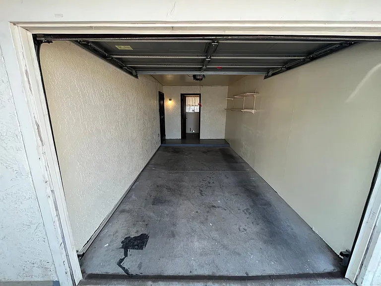 S Gecko Rd — Photo 3