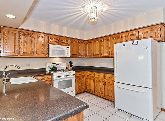 4th image of 12623 S 69th Ct APT 3