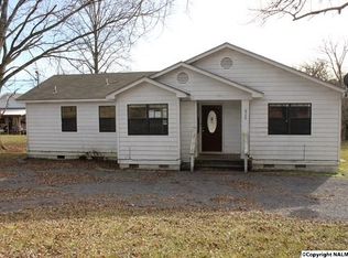 328 Ditto Cir, Laceys Spring, AL 35754