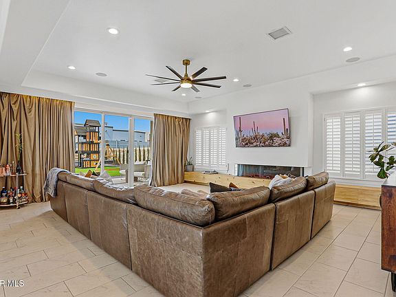 4th image of 701 Birmingham Pl