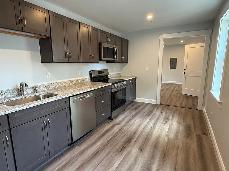 14A Academy St #B — Photo 1