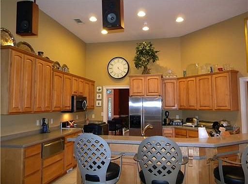 4th image of 209 Camden Yard Ct