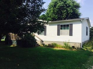 210 W 1st St, Frazeysburg, OH 43822