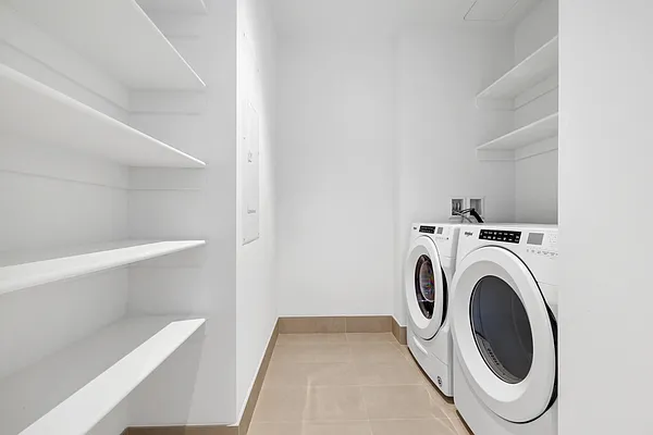 Rented by MTY Group, Inc | media 19