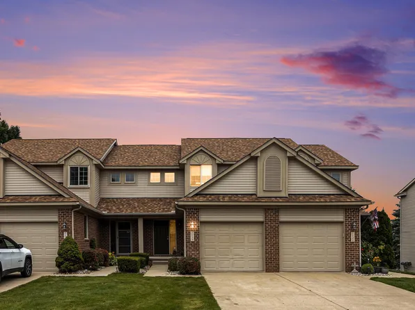 7124 Magnolia Ln, Waterford, MI 48327