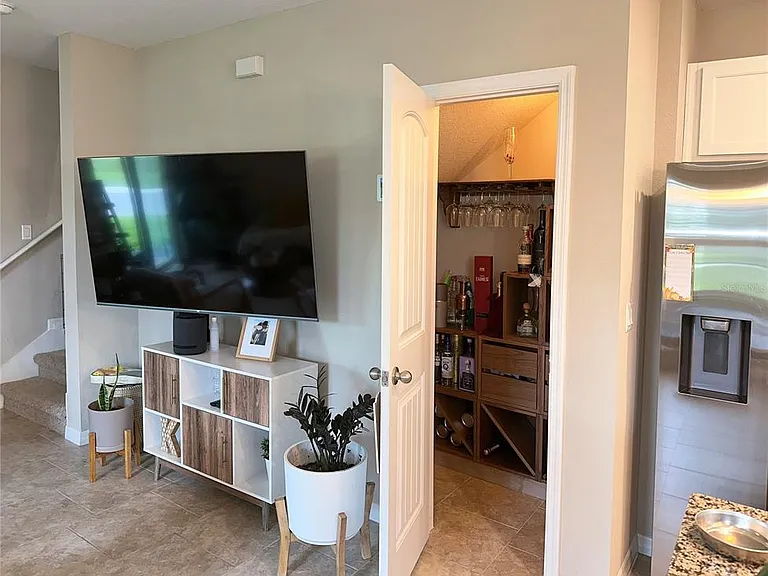 10126 Salt Point Dr — Photo 8