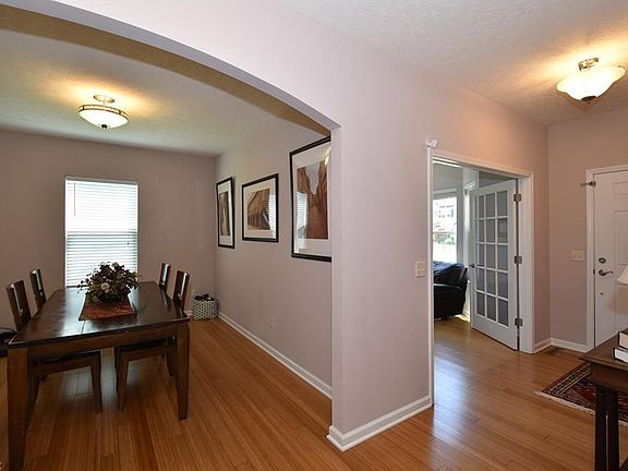 4th image of 38746 Melgrove Ln