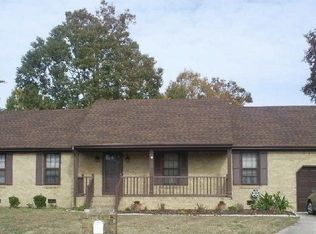 308 Fernwood Farms Ct, Chesapeake, VA 23320