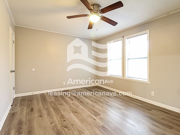 9120_002_wm_-_living_room_13560214.jpg