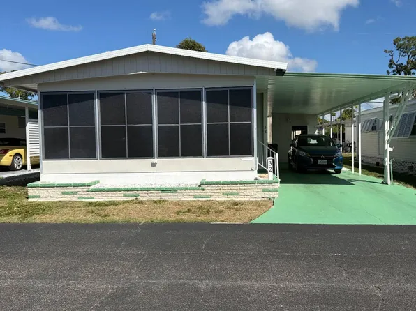 32 Deer Ln, Englewood, FL 34223