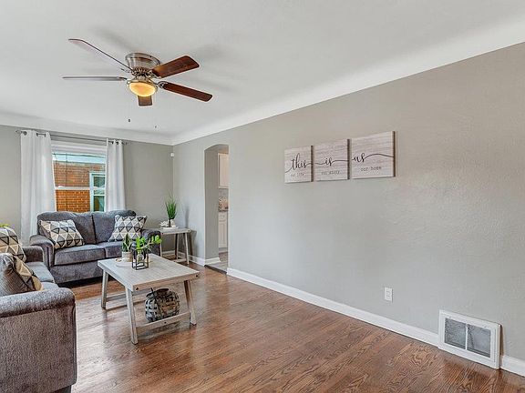 3rd image of 245 S Barat Ave