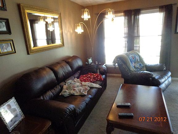 2nd image of 4909 Sturbridge Pl