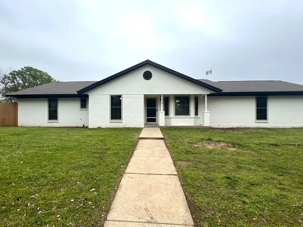 7316 Stonedale Ct, Fort Worth, TX 76182