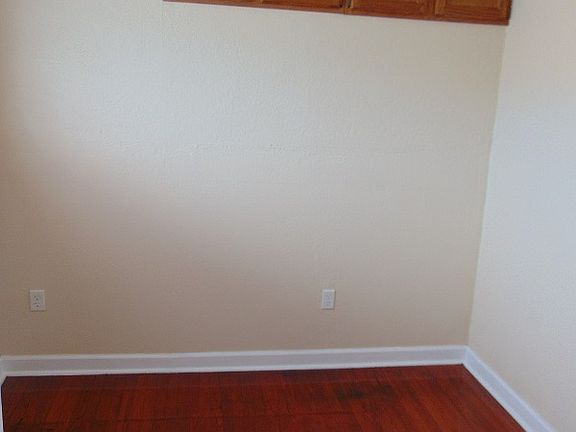 3rd image of 421 S Oak Park Ave APT C3