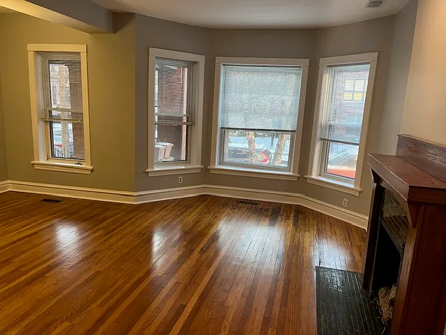 926 W Belle Plaine Ave #1W — Photo 5