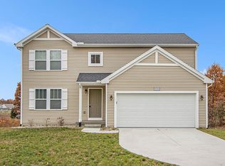 5581 Meadow Ln, Coloma, MI 49038