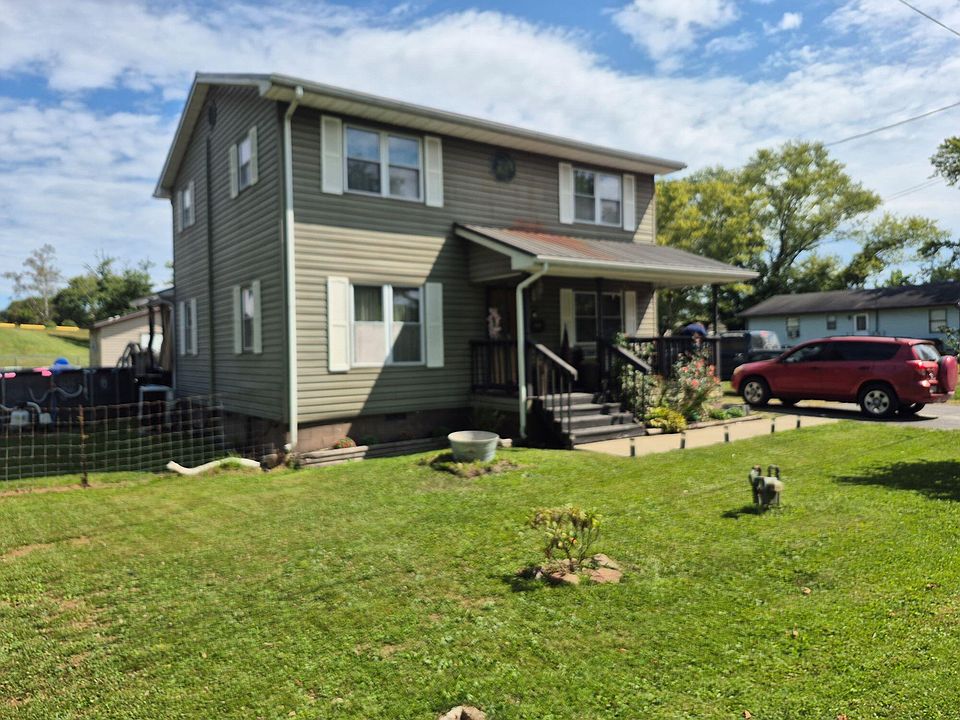1st image of 110 Pine Ave