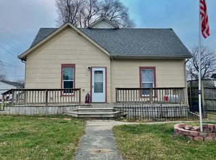 106 W Byron St, Sidney, IL 61877