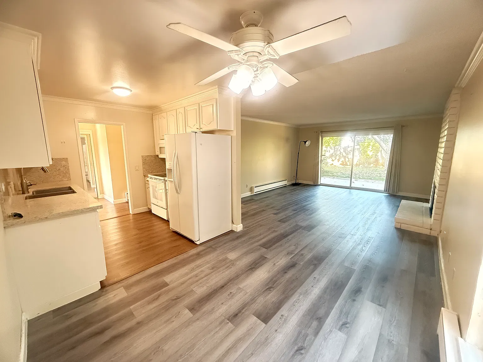 2 bed, 1195 sqft, $4,500 — Photo 2