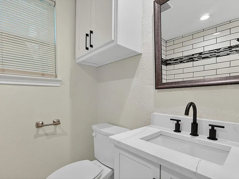 5616 Wellesley Ave — Photo 14