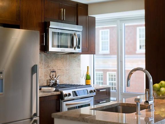 Gourmet kitchens with custom granite