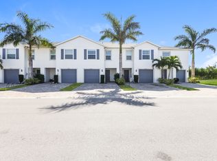 15043 Wildflower Cir, Naples, FL 34119