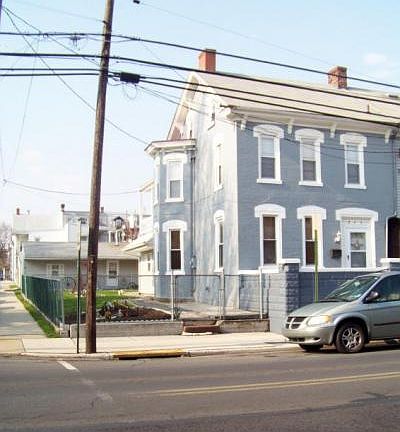 2nd image of 243 Lehman St