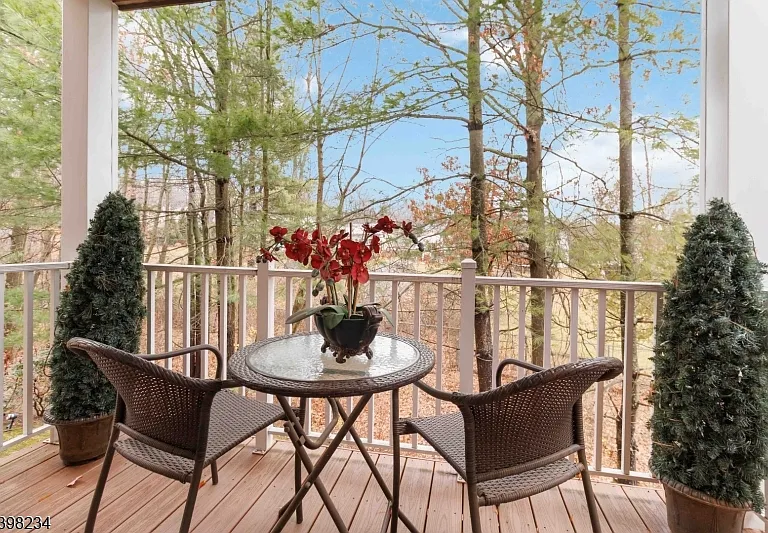 262 Vista Dr — Photo 5