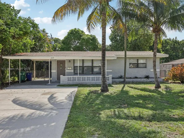 2649 Pine Tree Dr, Hollywood, FL 33023
