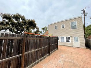 67 Barry Dr #A, Ventura, CA 93001