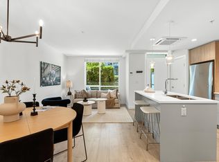 108 E 8th St #Townhouse 3, North Vancouver, BC V7L 1Z2