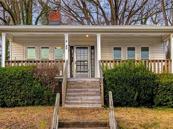 2nd image of 1106 Highland Ave