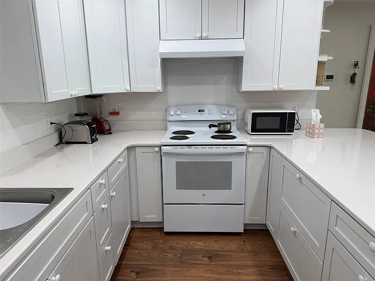 2426 County Road 231 — Photo 12