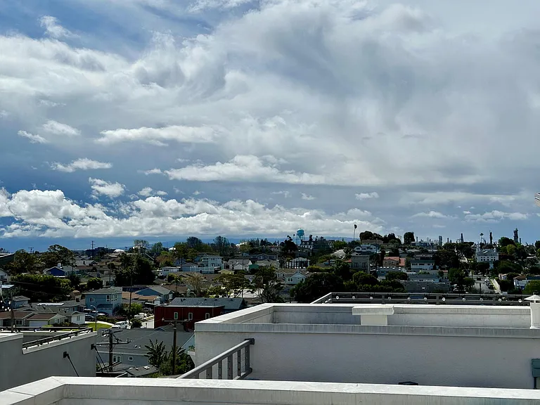 582 E Imperial Ave — Photo 15
