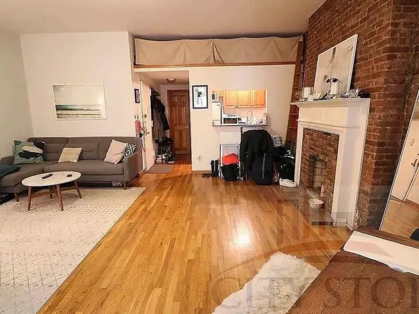 306 W 73rd St APT 2B, New York, NY 10023