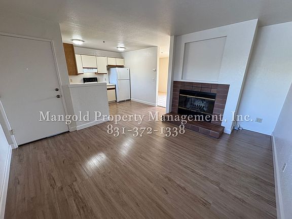 3rd image of 350 Ramona Ave #13