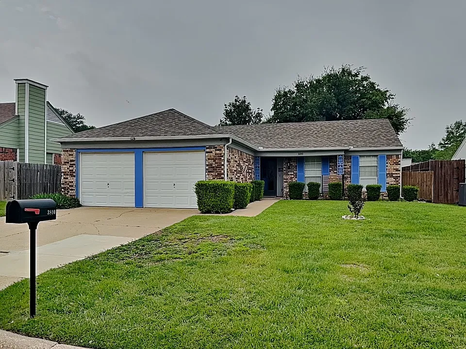 3800 Staghorn Cir S