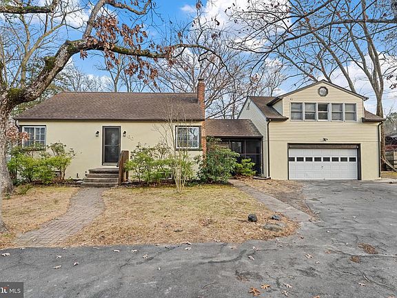2nd image of 60 Palethorpe Ave